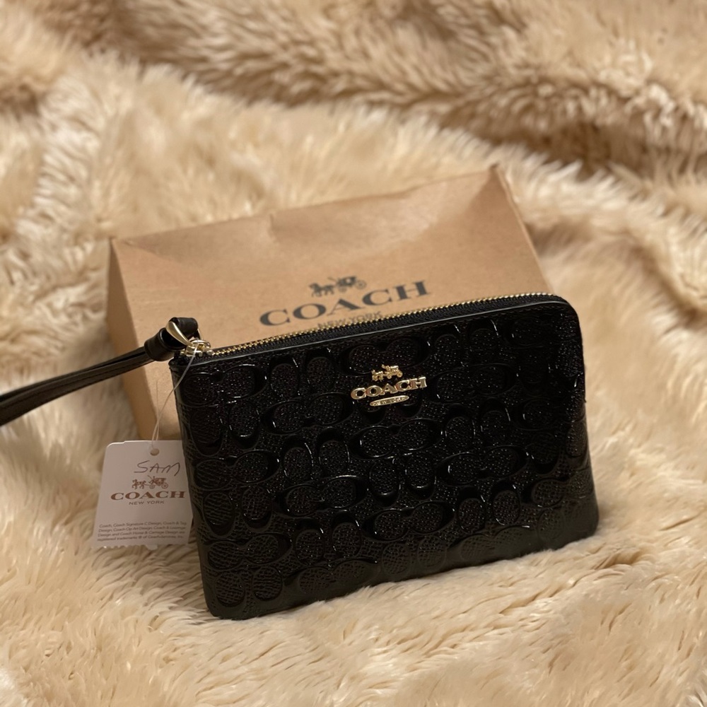 *Brand New* Coach Wristlet